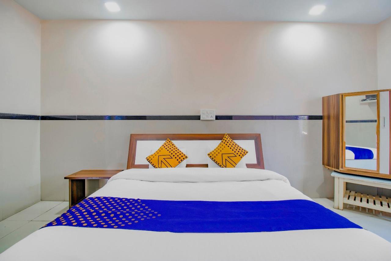 Spot On Indirasagar Executive Hotel Kolhapur Ngoại thất bức ảnh